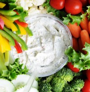 Creamy Herb Dip with Raw Vegetables