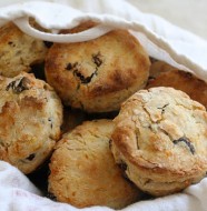 Simple Raisin Scones