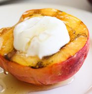 Grilled Peaches with Honey and Yogurt